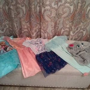 Lot: Girls Size 4T/5T Play Clothes Disney